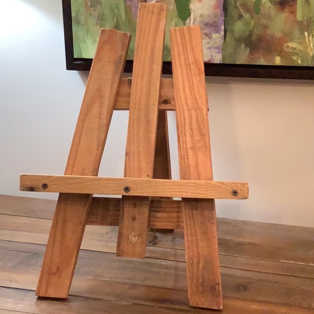 Wood Easel